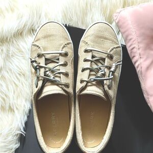 GUC SPERRY CANVAS SNEAKER WOMEN SIZE 7.5M GOLD BEIGE SLIP ON